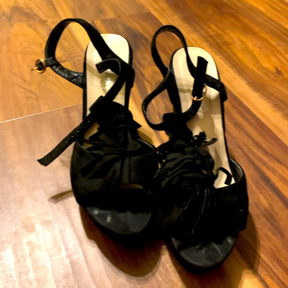 Black Fringed wedges